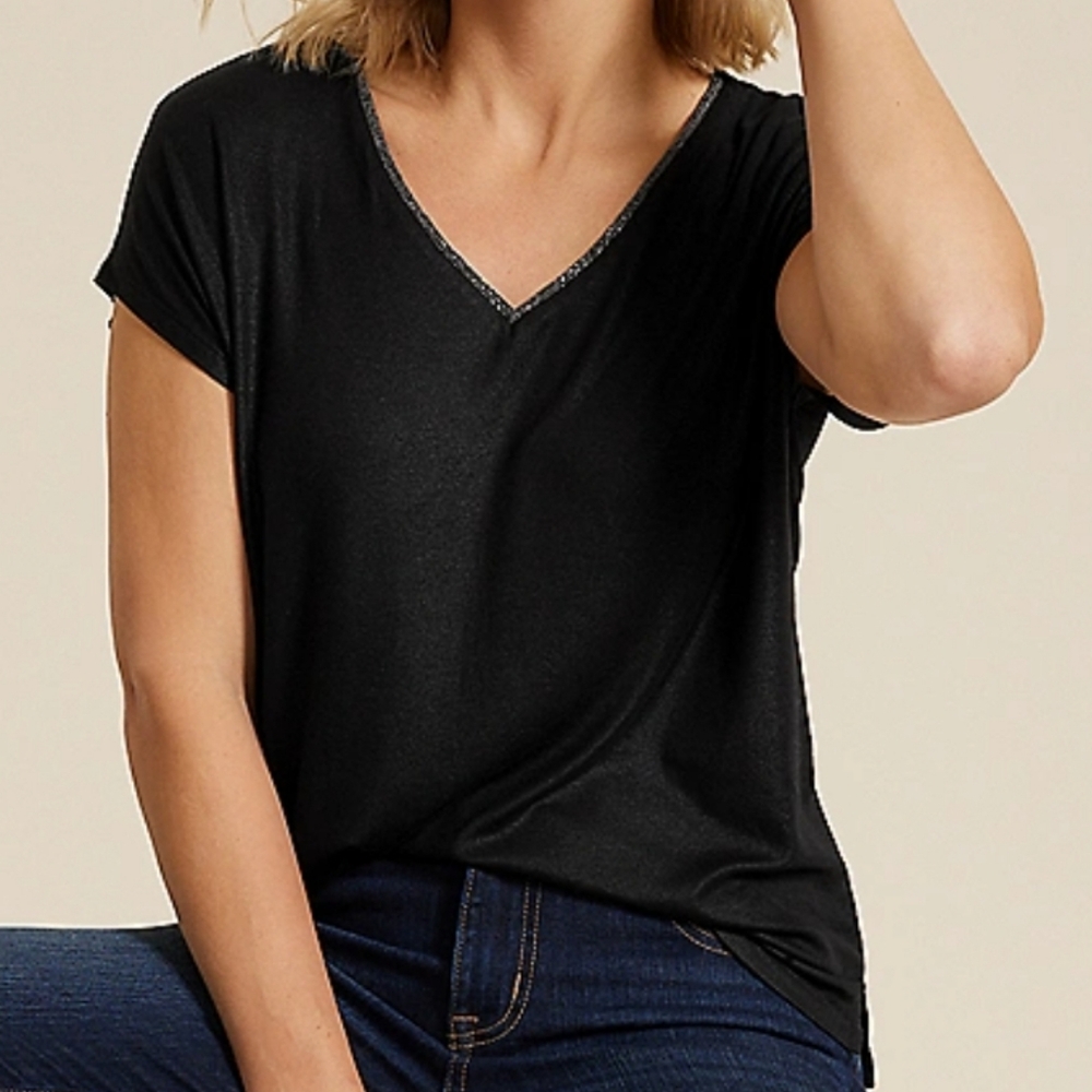 SALE!! Metallic Neck Tee